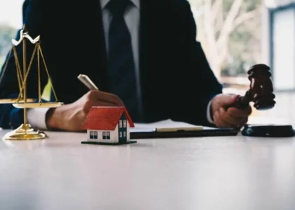 What Landlords Should Know Before Hiring a Conveyancer Sydney