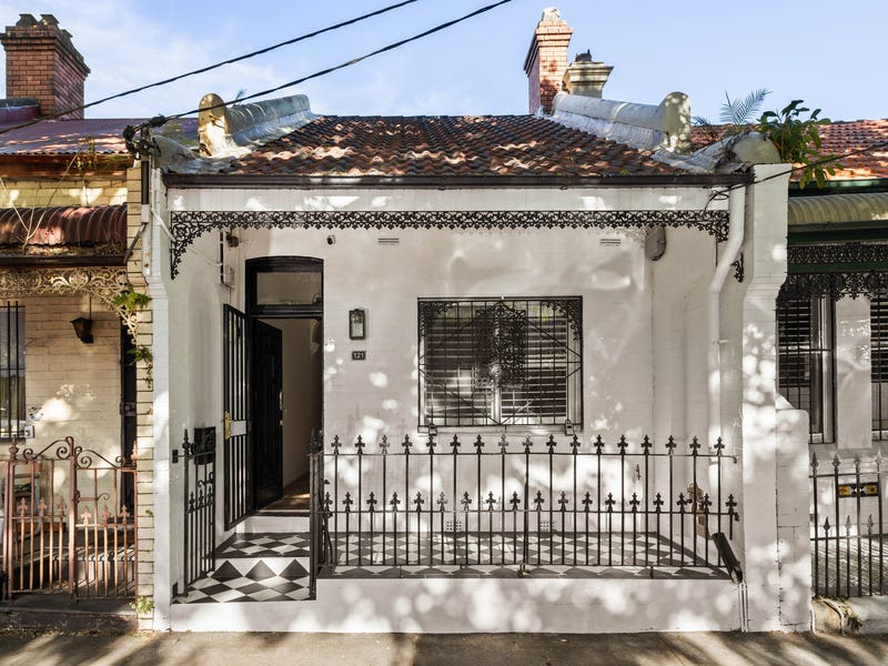 Using a Property Buyers Agent Redfern to Secure Inner City Assets